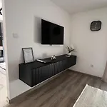 White House Paradise Bihać