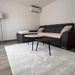 White House Paradise Bihać