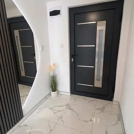 White House Paradise