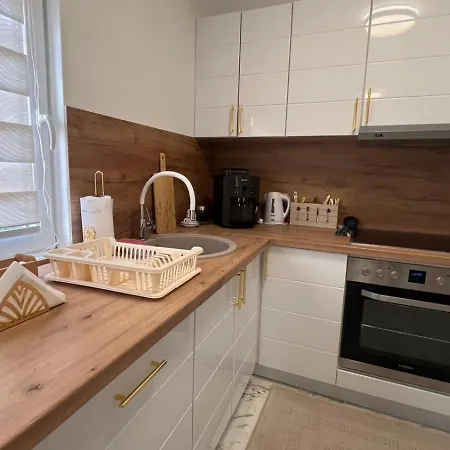 White House Paradise