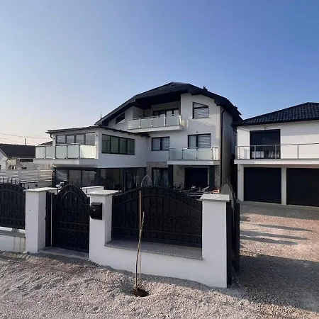 White House Paradise