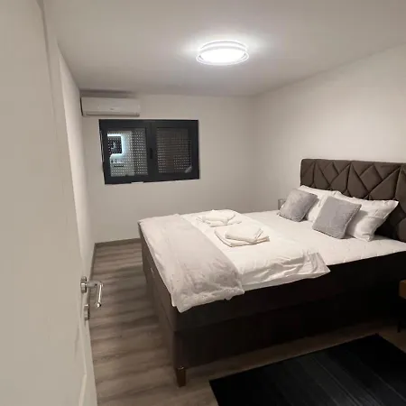 Apartman White House Paradise *