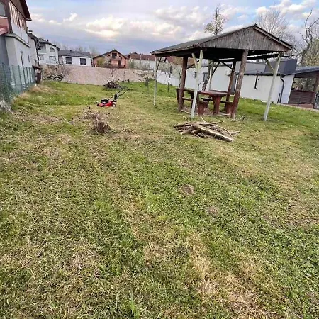 White House Paradise Apartman Bihać