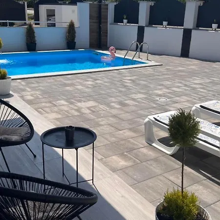 Apartman White House Paradise *