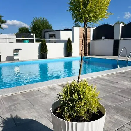 Apartman White House Paradise